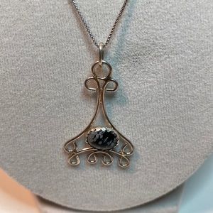 Sterling silver faux stone filigree pendant with box chain necklace